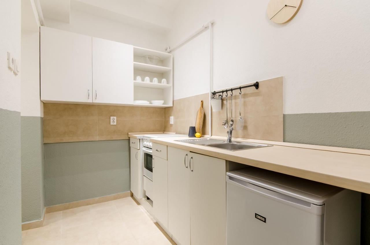 Studio Next To Opera House A26 บูดาเปสต์ ภายนอก รูปภาพ